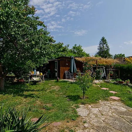 Πανσιόν Tanja 3*