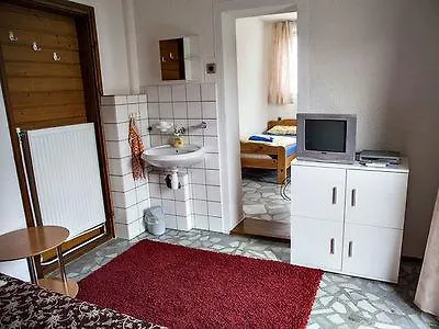 Πανσιόν Tanja 3*